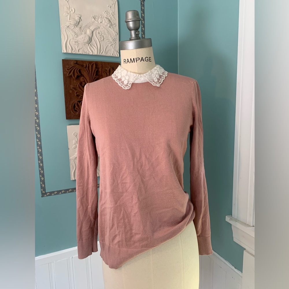 Preppy pink sweater with attached lace collar